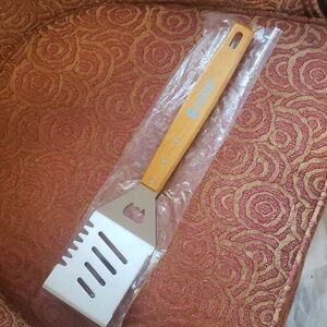 UNC Grilling Spatula